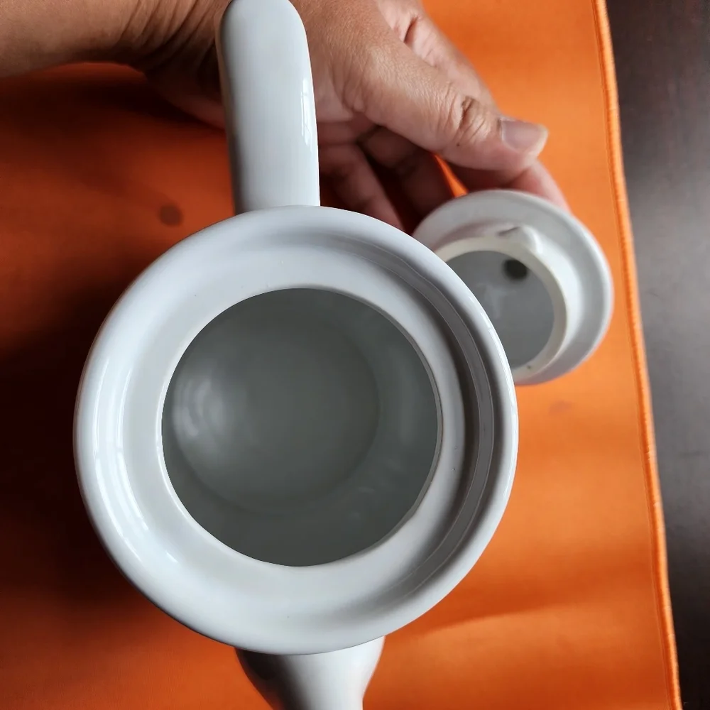 Ceramic kettle white‎ with blue roses